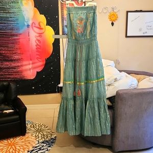 Long strapless dress